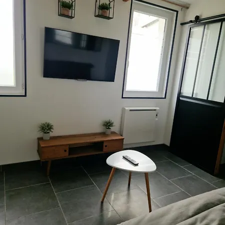 Jolie Maisonnette Avec Terrasse Et Emplacement Voiture A 200m De La Berck